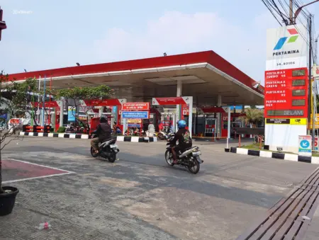 Suasana SPBU Pertamina Panghegar, Jalan Cibeureum, Kecamatan Andir, Kota Bandung Rabu 10/6/2026 (Sarah/Koran Mandala)