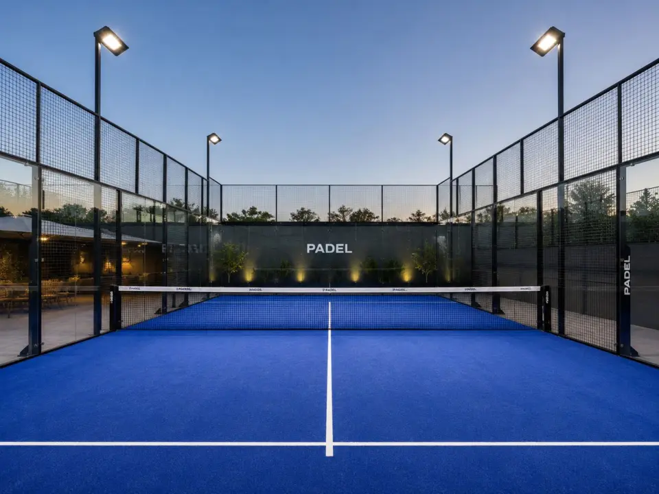 Ilustrasi lapangan Padel di Bandung