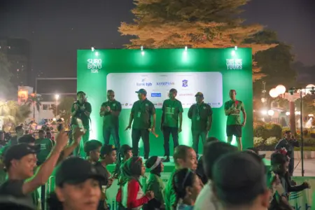 Suroboyo 10K Perdana Pecah! Ribuan Pelari Ramaikan Surabaya, Sport Tourism Makin Bergairah