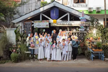 Kedai Imah Seuri, Ruang Pemberdayaan Anak Yatim dan Duafa di Kota Bandung Kedai Imah Seuri, Ruang Pemberdayaan Anak Yatim dan Duafa di Kota Bandung