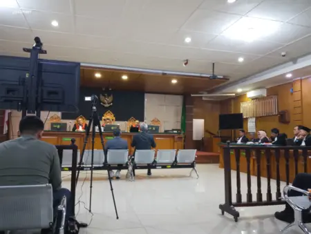 Fakta Persidangan: Dua Ahli Nilai Perkara Ade Kuswara Bukan OTT, Transaksi Diklaim Pinjam-Meminjam Fakta Persidangan: Dua Ahli Nilai Perkara Ade Kuswara Bukan OTT, Transaksi Diklaim Pinjam-Meminjam (Sarah/Koran Mandala)