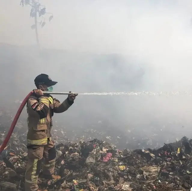 DLH Garut Siapkan Mitigasi Hadapi Risiko Kebakaran TPA TPA Pasir Banjing Garut Siaga antisipasi kebakaran (Rida/Koran Mandala)