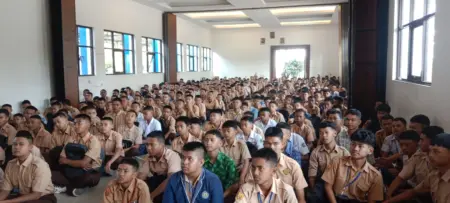 SMKN 12 Garut Tanamkan Karakter Pancawaluya Lewat MPLS Ramah Anak SMKN 12 Garut Tanamkan Karakter Pancawaluya Lewat MPLS Ramah Anak