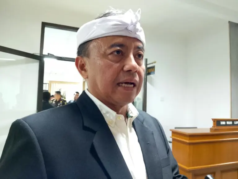 Sekda Jabar Siap Tindak Lanjuti Masukan DPRD demi Pembangunan Lebih Efektif Sekda Jabar Herman Suryatman (Sarah/Koran Mandala)