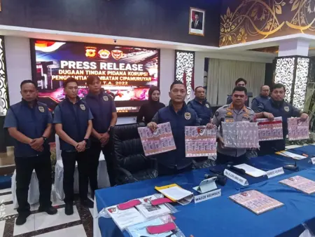 Korupsi Proyek Jembatan Cipamuruyan Rugikan Negara Rp9,84 Miliar, Polda Jabar Tahan Dua Tersangka Korupsi Proyek Jembatan Cipamuruyan Rugikan Negara Rp9,84 Miliar, Polda Jabar Tahan Dua Tersangka