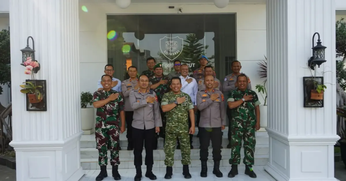 Kapolres Garut Silaturahmi ke Makodim 0611/Garut, Perkuat Soliditas dan Sinergitas TNI-Polri