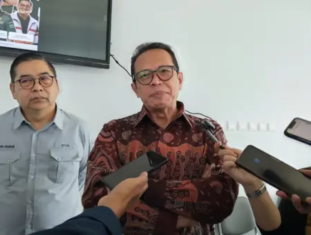 Ketua Umum ISKI Atwar Bajari