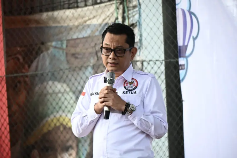 Ketua KPID Jabar Adiyana Slamet