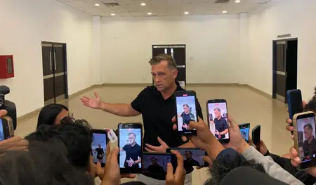 Persib Tunda Latihan Perdana, Igor Tolic Pilih Jaga Kondisi Pemain Ketimbang Ambil Risiko