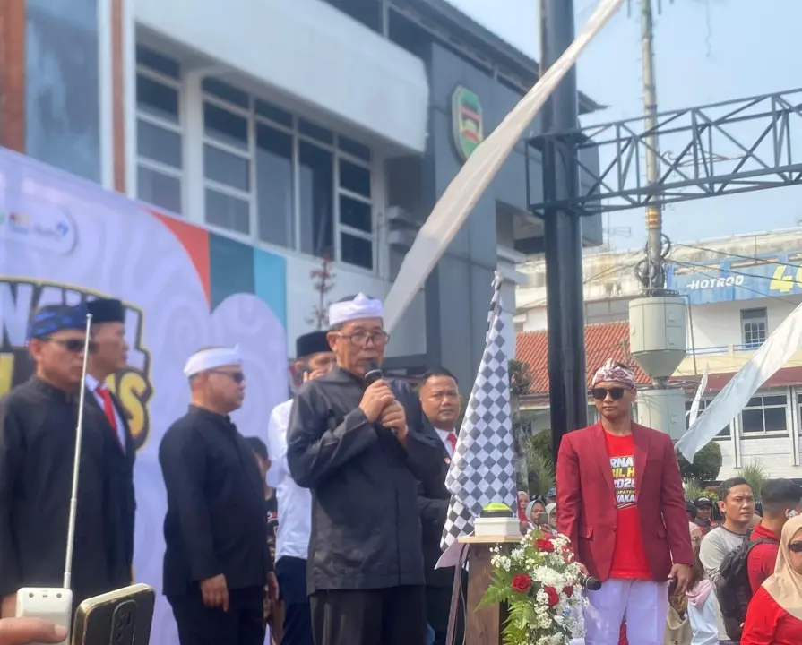 Karnaval HUT ke-81 RI di Purwakarta menjadi momentum solidaritas, donasi Rp22,7 juta terkumpul untuk membantu korban gempa Flores, NTT. (Rachma/Koran Mandala)