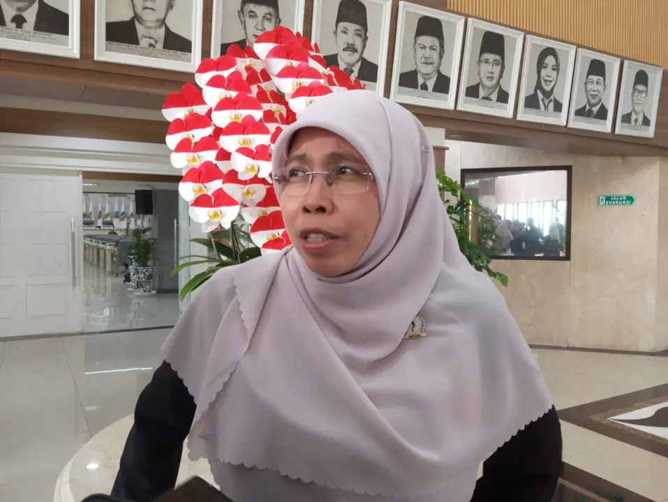 Wakil ketua komisi V DPRD Jabar, Siti Muntamah (Sarah/Koran Mandala)