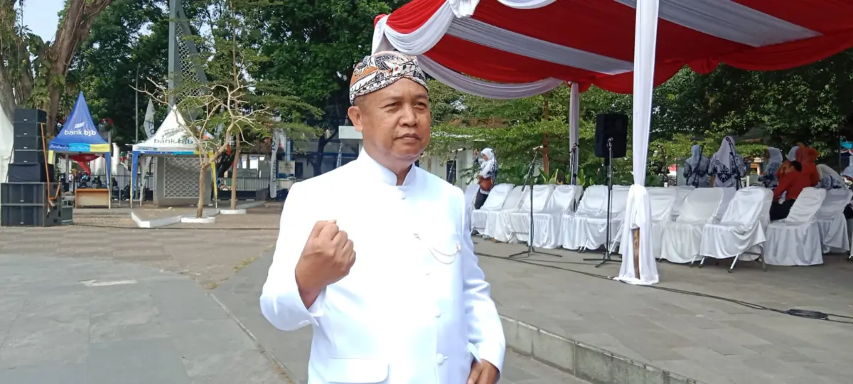 Direktur Utama Perumda Air Minum Tirta Intan Garut, Dr. H. Dadan Hidayatulloh, M.I.Pol.,