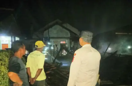 Rumah kebakaran