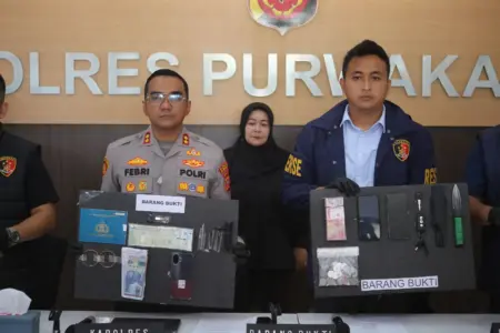 Polres Purwakarta mengungkap 13 kasus curat dan curas serta mengamankan sembilan tersangka dalam Operasi Libas Lodaya 2026.