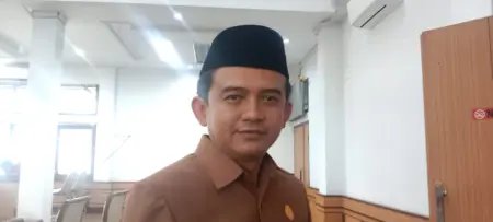 Revitalisasi PKL Pasar Baru Disorot, Ketua DPRD Garut Minta Kedepankan Kepastian Hukum Ketua DPRD Garut Aris Munandar
