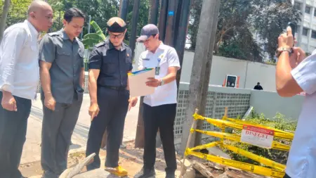 Demi Bisnis Padel, Dua Pohon Ditebang? Edwin Senjaya: Jangan Sampai Aturan Jadi Pajangan Pimpinan DPRD Kota Bandung Edwin Senjaya