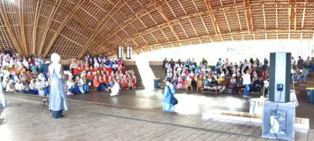 Keluarga Besar Alumni (KBA) SMPN 1 Garut memperingati milad ke-2 di Situ Bagendit, Garut, Sabtu (19/9/2026)