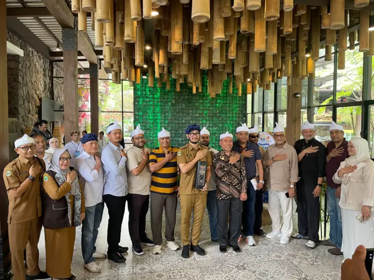 Bupati Bandung Barat beserta delegasi dari dubai. (bagus/koranmandala)