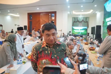 Bupati Garut Abdusy Syakur Amin saat menghadiri rapat koordinasi program khusus pemerintah untuk bioethanol di Jakarta Selatan, Senin (21/9/2026)