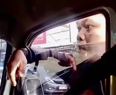 Viral! Sopir Tolak Permintaan Rokok, Pria Misterius Mengamuk hingga Spion Mobil Patah