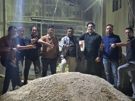 Dandeninteldam III/Siliwangi Turun Langsung Bersama Timsus Denintel Selidiki Dugaan Ratusan Ton Pupuk Palsu di Bandung Barat yang Disebut Beredar Lintas Provinsi
