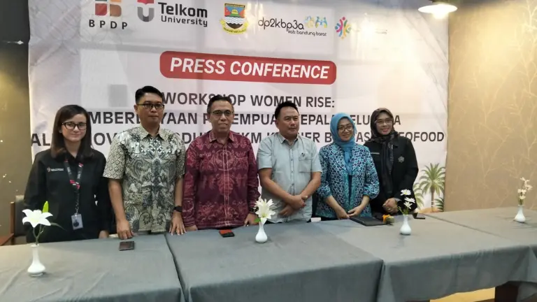 Universitas Telkom Dorong Perempuan Kepala Keluarga Kembangkan UMKM Kuliner