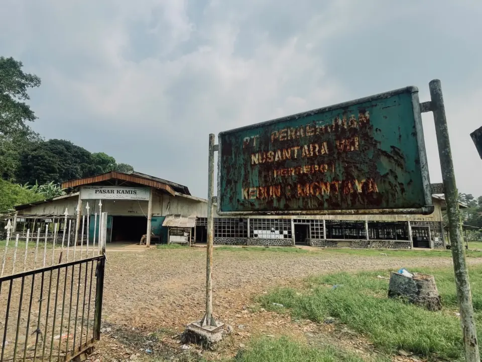 Gedung Pabrik teh Montaya Gununghalu, Kabupaten Bandung Barat. (Bagus/koranmandala)