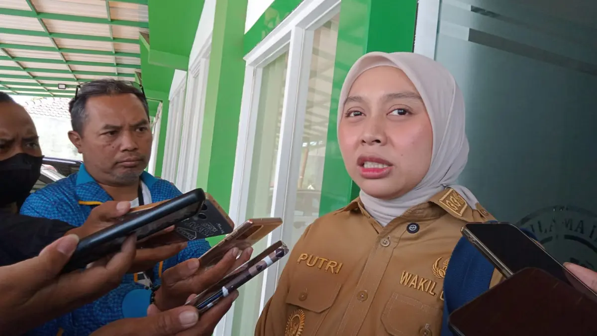 Wakil Bupati Garut Putri Karlina