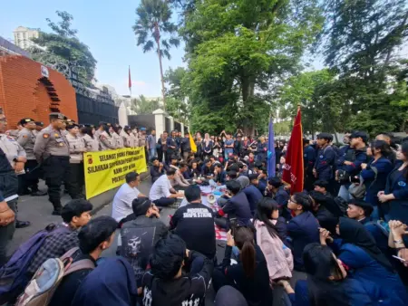 Aksi Demo DPRD Jabar.Rabu, (21/10/2026)