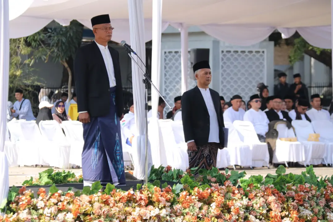 Sekda Nurdin Yana,upacara peringatan Hari Santri Nasional di Alun alun Garut,Kamis (22/10/2026)