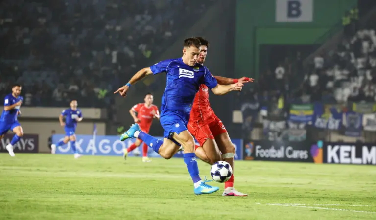 Persib Tundukkan Viettel FC 1-0, Kartu Merah Marc Klok Jadi Catatan di ACL Two