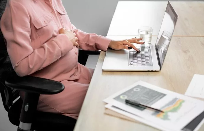 5 Tips Cara Cepat Hamil untuk Wanita Karier, Dijamin Ampuh