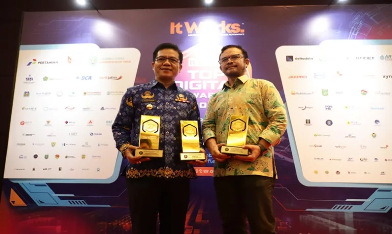 Bupati Bandung Dadang Supriatna