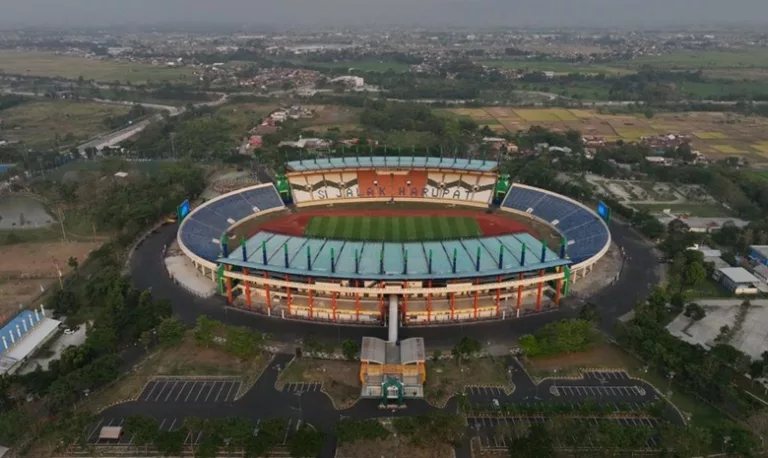 Stadion Si Jalak Harupat