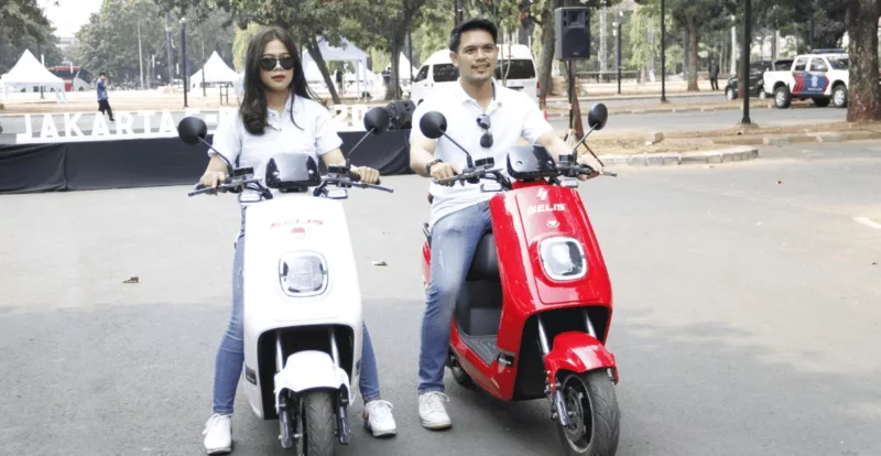 6 Kelebihan Motor Listrik Selis E Max Dual Lithium