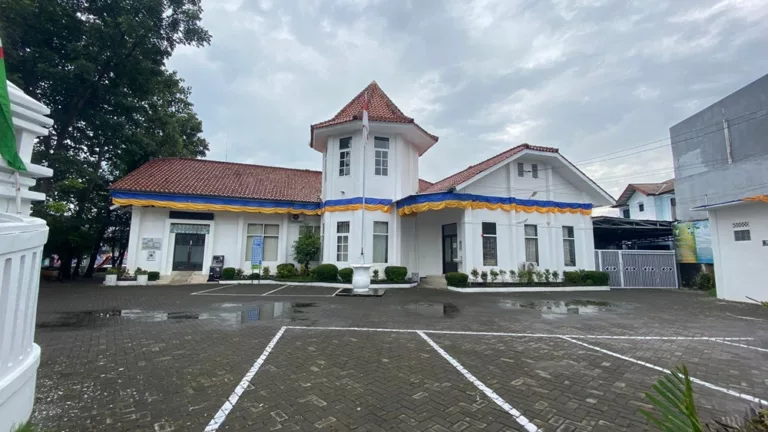 bangunan bersejarah di garut