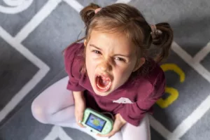 Jangan Panik, 6 Cara Mengatasi Anak Mudah Tantrum