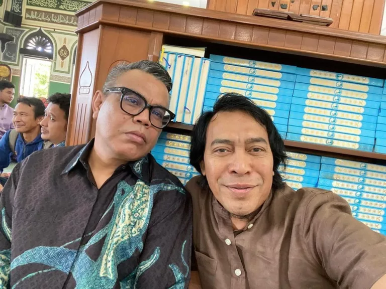 komeng uhuy
