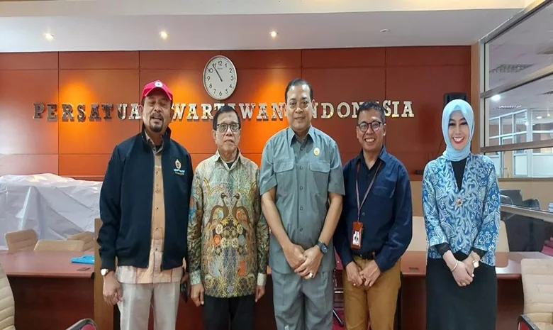 PWI dan KIP