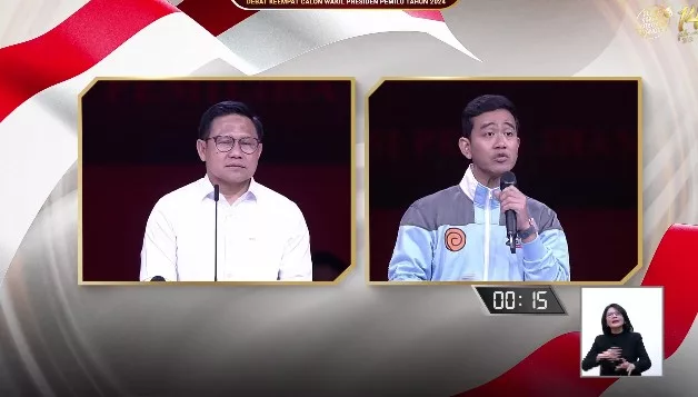 Gibran Sentil Cak Imin: Enak banget ya Gus ya, jawabnya sambil baca catatan